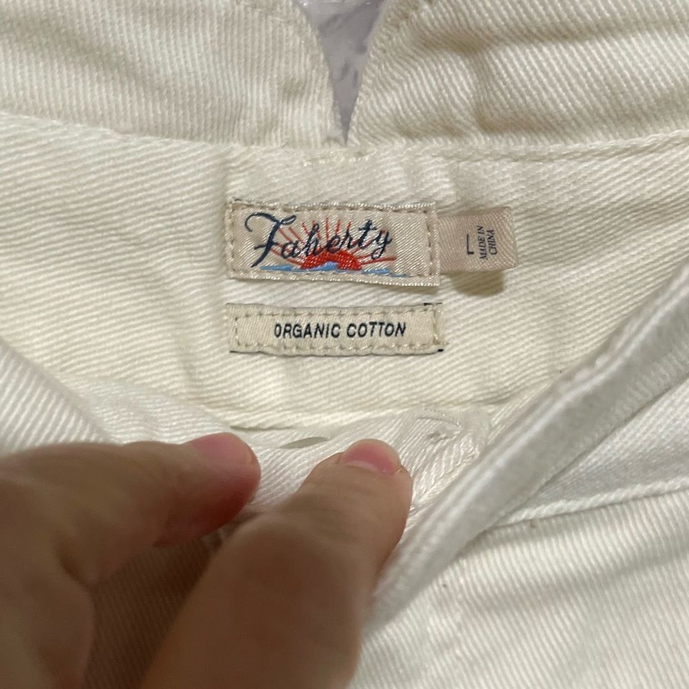 Faherty Rikki Short in White - Picture 6 of 10